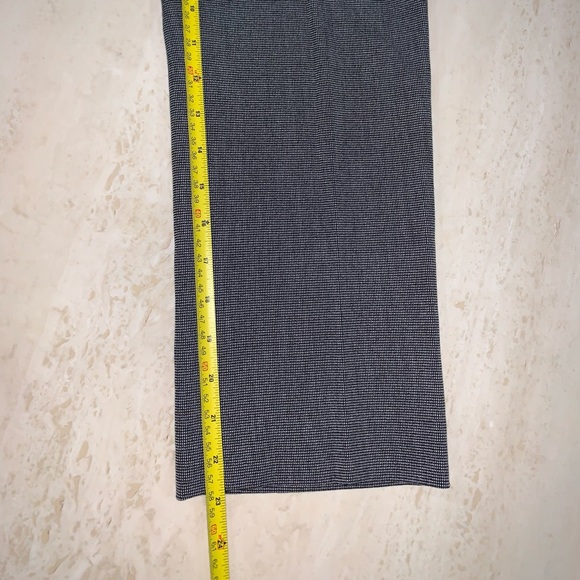 Express design studio capris - Picture 14 of 15